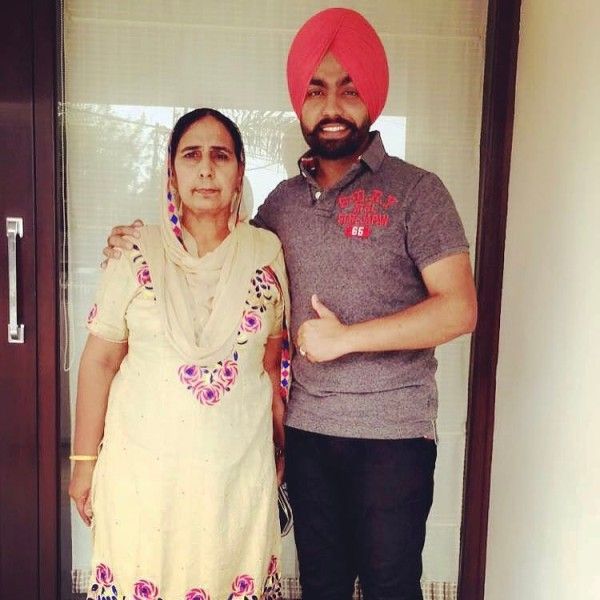 Ammy Virk with his mother