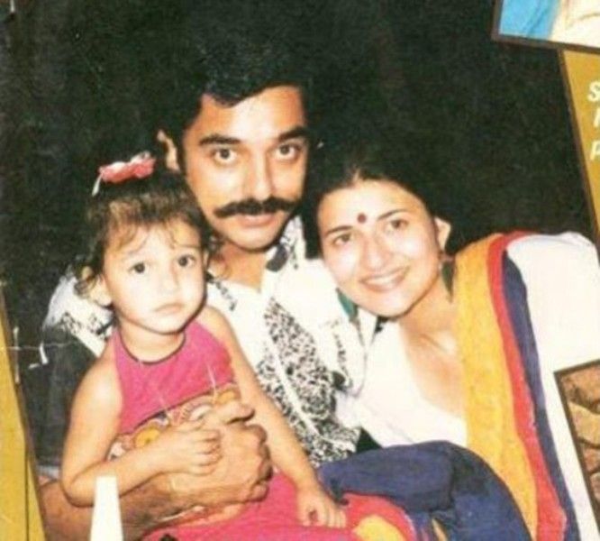 Kamal Haasan With Sarika And Little Shruti