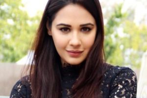 Mandy Takhar picture