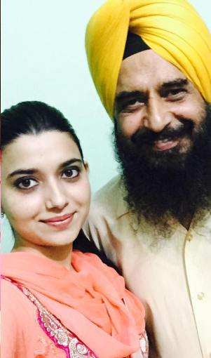 Nimrat Khaira with her father