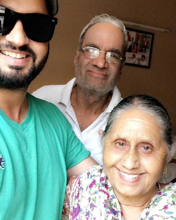 Roshan Prince with his parents