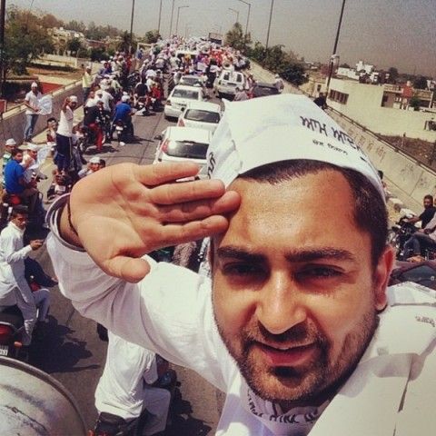 Sharry Mann supporting AAP