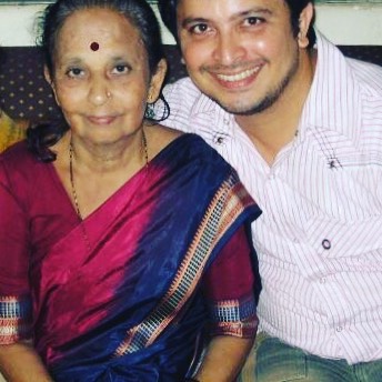 Abhijeet Kelkar with his mother
