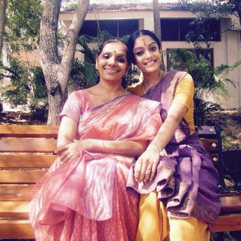 Abhirami Venkatachalam with her mother