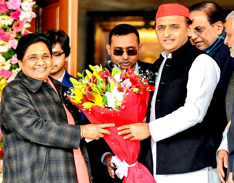 Akhilesh Yadav With Mayawati