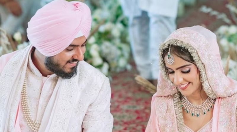 Asees Kaur and Goldie Sohel's wedding photo