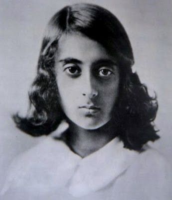 Childhood photo of Indira Gandhi