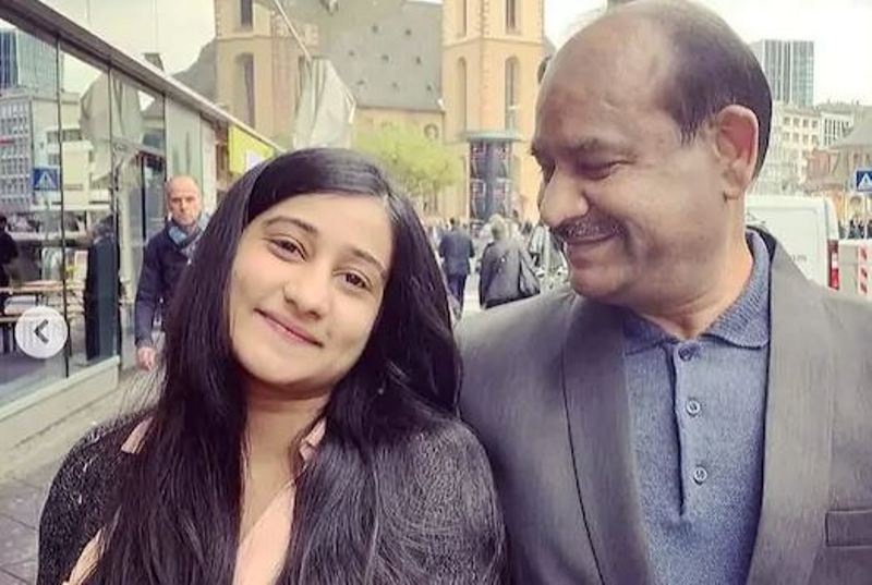 Om Birla with his daughter Anjali