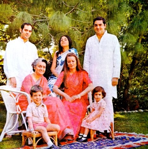 Rajiv Gandhi With His Family