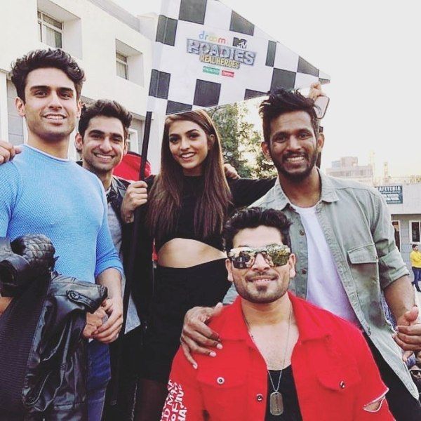 Shiv Thakare With His Roadies Co-Stars