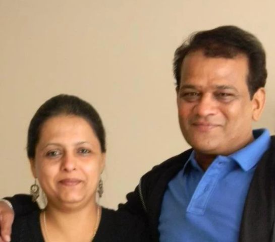 Vidyadhar Joshi with his wife
