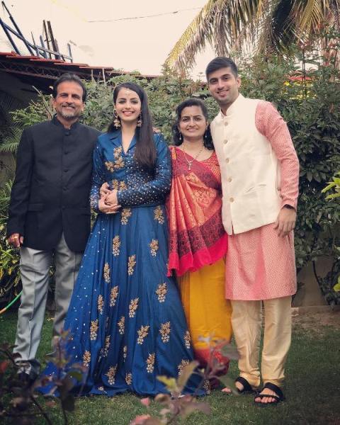 Shrenu Parikh with her family