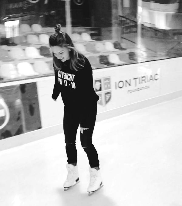 Simona Halep Ice-Skating