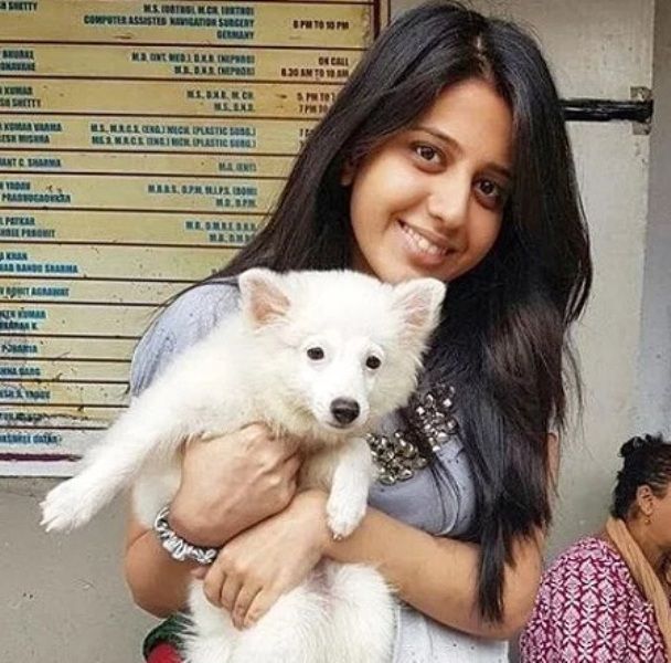 Simran Pareenja With Her Pet