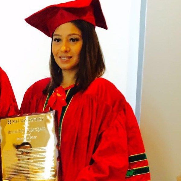 Sunidhi Chauhan receiving her Honorary Doctorate from Rai University