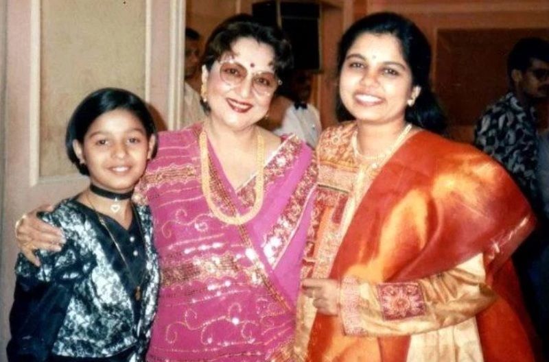 Sunidhi Chauhan with Tabassum And Sadhna Sargam