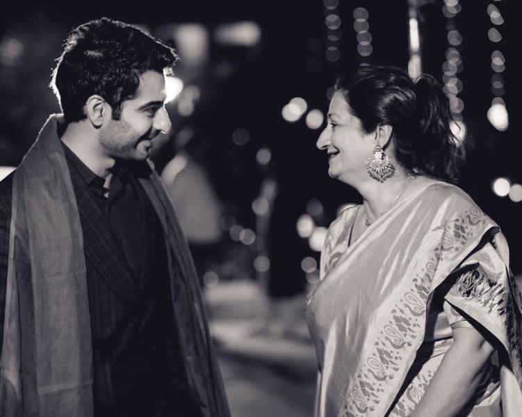 Harshad Arora with his mother