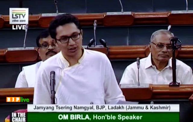 Jamyang Tsering Namgyal speaking in the Parliament