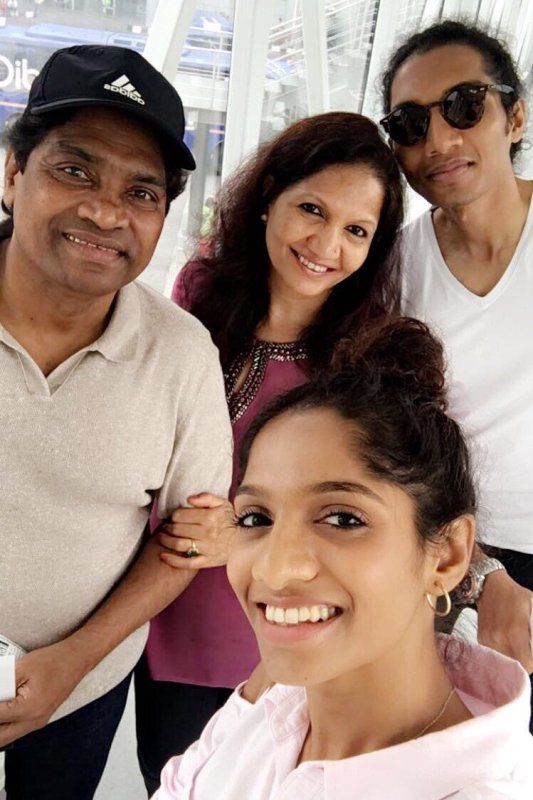Johnny Lever with his family