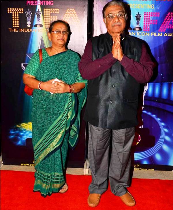 Aanjjan Srivastav With His Wife