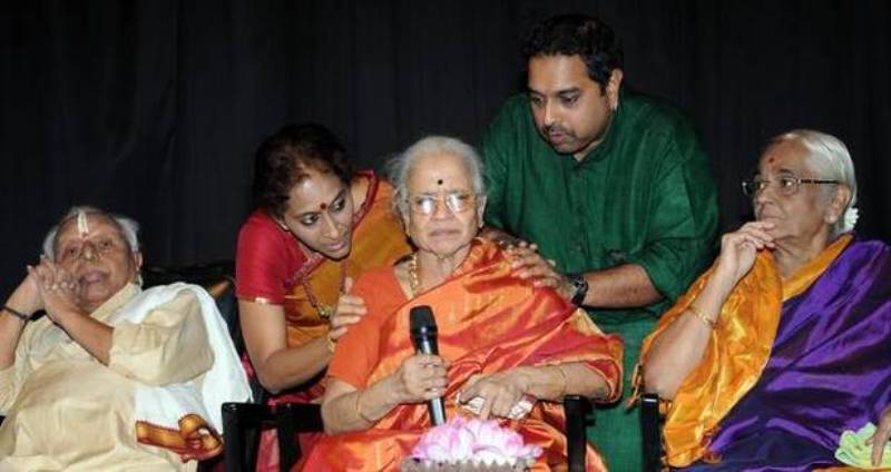Shankar Mahadevan with his Guru TR Balamani