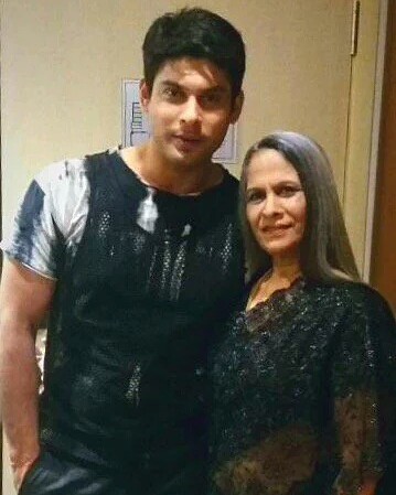 Sidharth Shukla with his mother