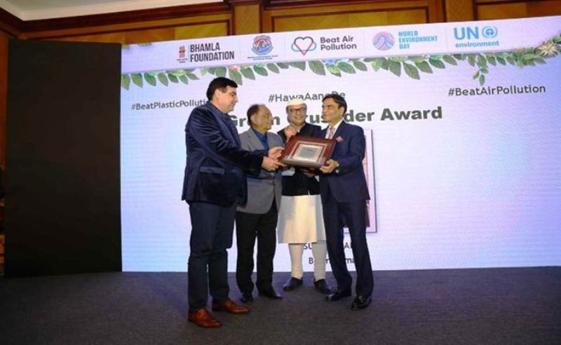 Suresh Nanda Receiving Award