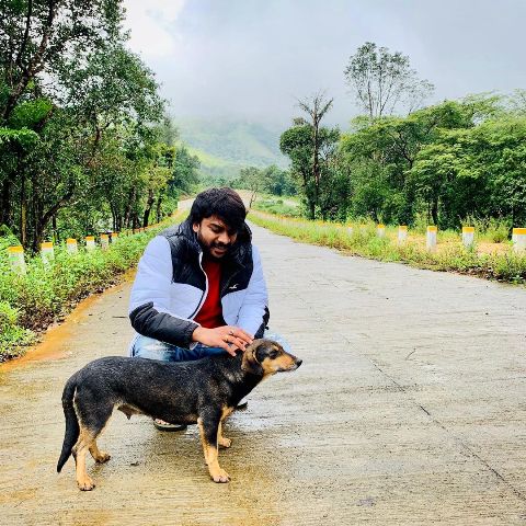 Chandan Shetty loves dogs