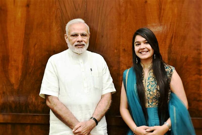 Khushali Vyas with PM Narendra Modi