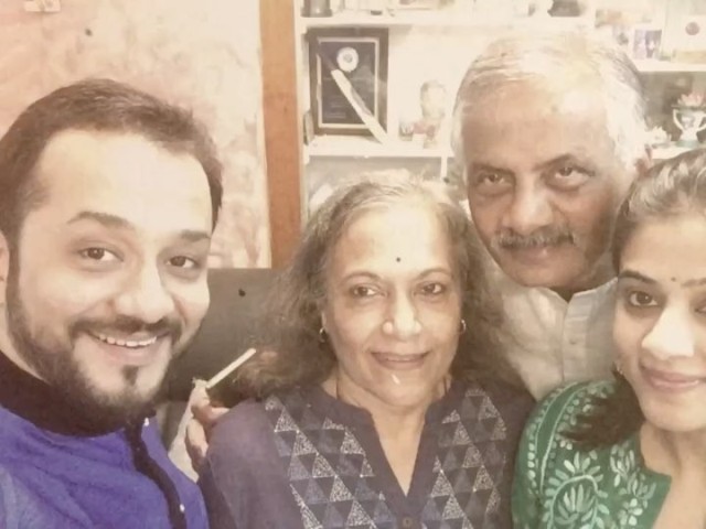 Priyamani with her parents and husband