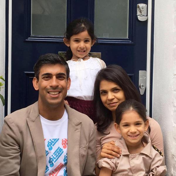 Akshata Murty with Her Husband and Daughters