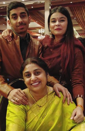 Chetna Bhardwaj with her mother and brother