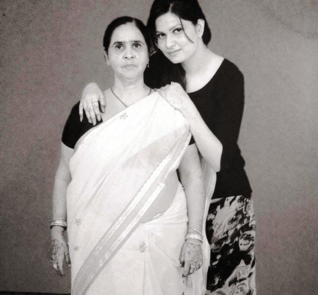Aabha Paul with Her Mother