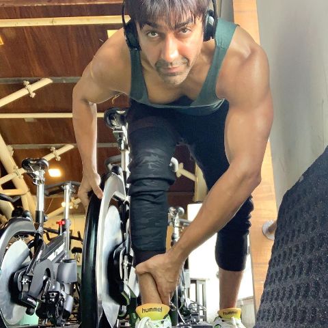 Ashish Chowdhry inside the gym