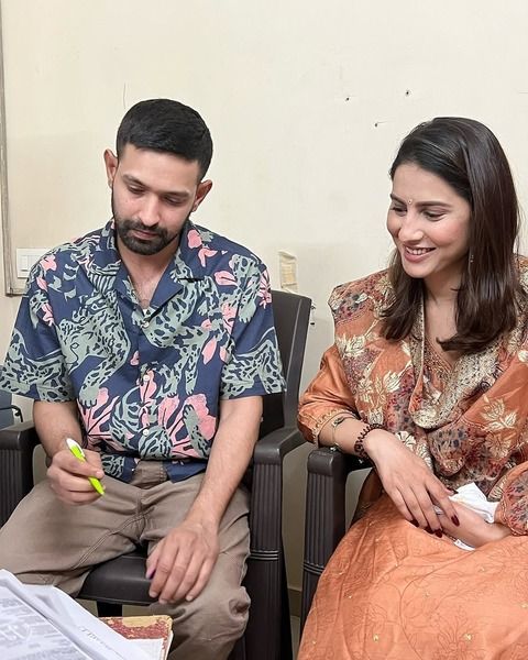 Vikrant Messy with Sheetal while signing their marriage document in a court