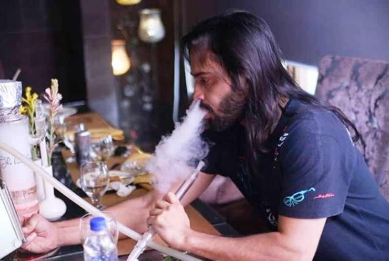 Waqar Zaka Smoking Hukka