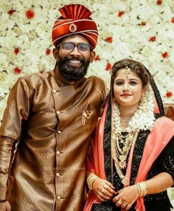 Pareekutty Perumbavoor with his Wife
