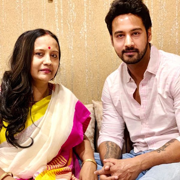 Yash Dasgupta with his Mother