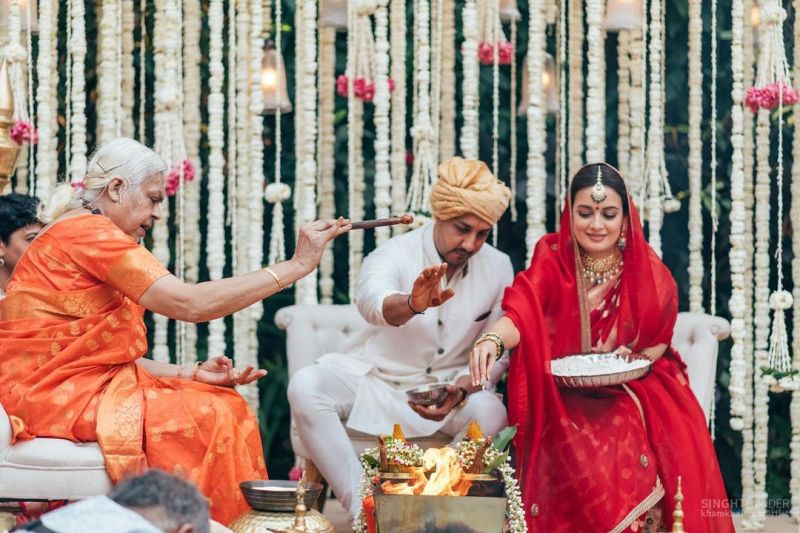 An elderly lady conducted Dia Mirza and Vaibhav Rekhi's wedding
