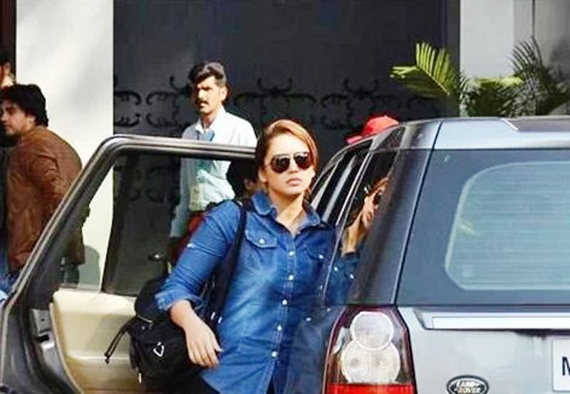 Huma Qureshi with Her Land Rover