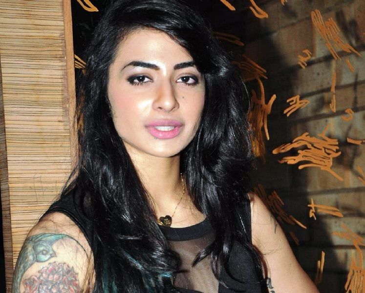 Leaked Bigg Boss 10 contestant Bani Js topless photoshoot  Bollywood  News  Gossip Movie Reviews Trailers  Videos at Bollywoodlifecom