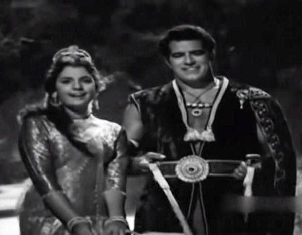 Dara Singh and Mumtaz in Faulad (1963)