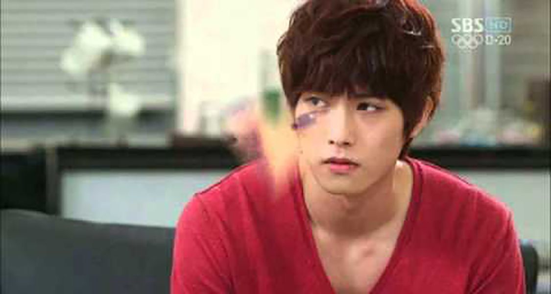 Lee Jong-hyun in a Scene from 'A Gentleman's Dignity'