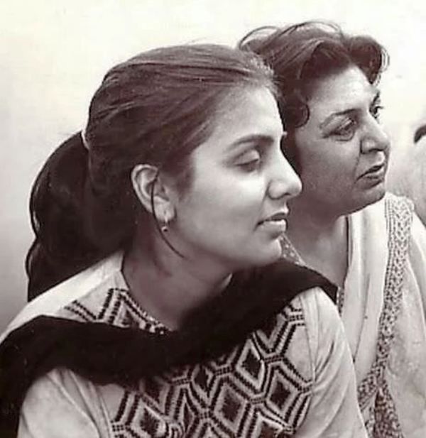 Neetu Singh With Her Mother