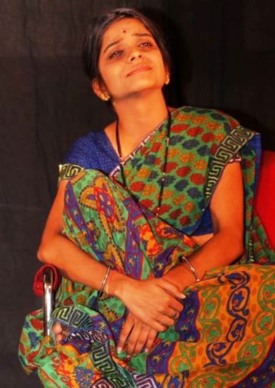 Preksha Mehta Acting in a Theatre Play