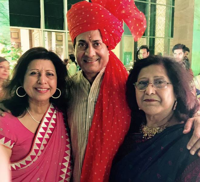 Sarvadaman D Banerjee With His Elder Sisters Roopali and Navneeta