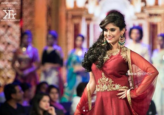 Naina Ganguly walking the ramp for Kerala Fashion Runaway 2018
