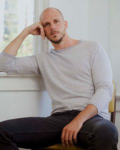 Gustaf Skarsgård Wiki, Age, Height, Girlfriend, Wife, Family, Biography