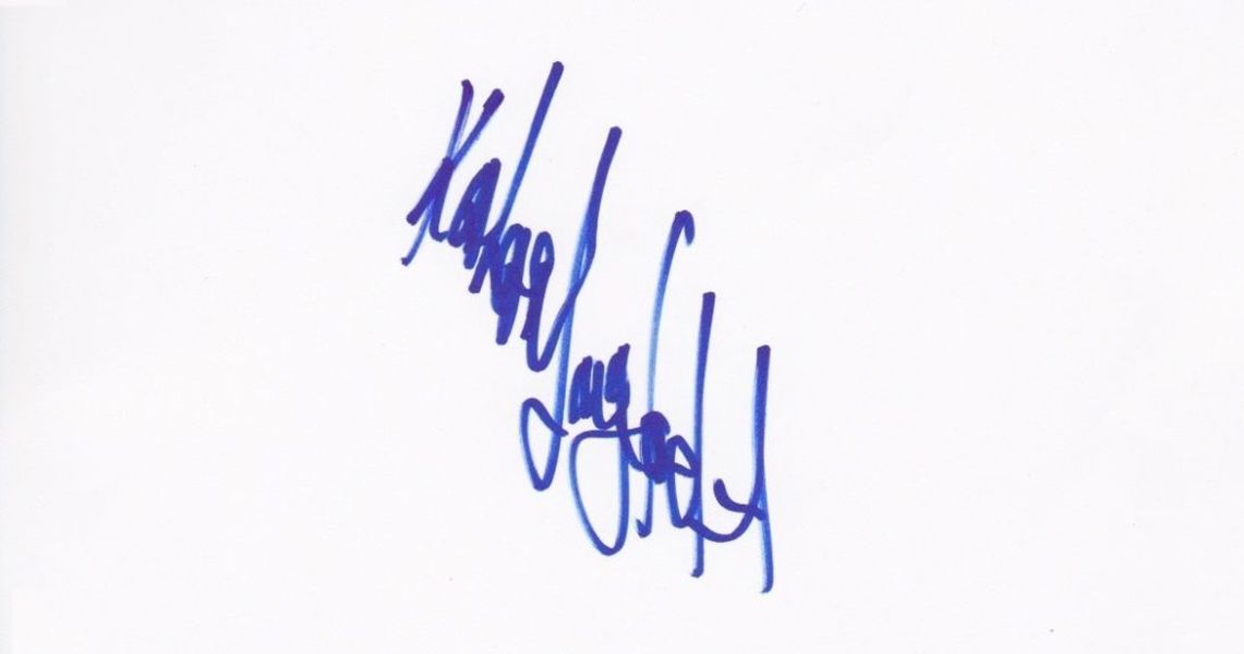 Katherine Langford Signature