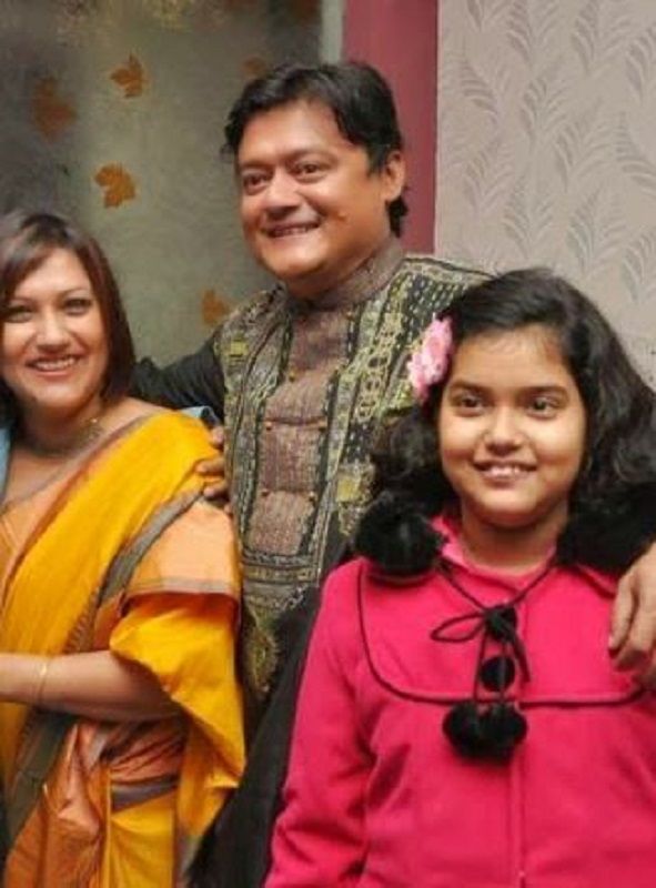 Saswata Chatterjee With His Wife and Daughter